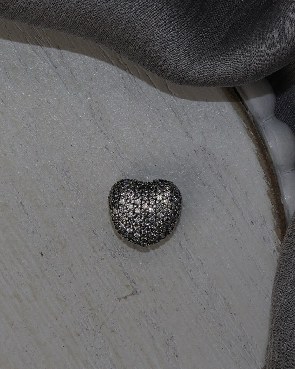 Pandora 925 Sparkling Heart Pave Charm 2.2G / 0.4in